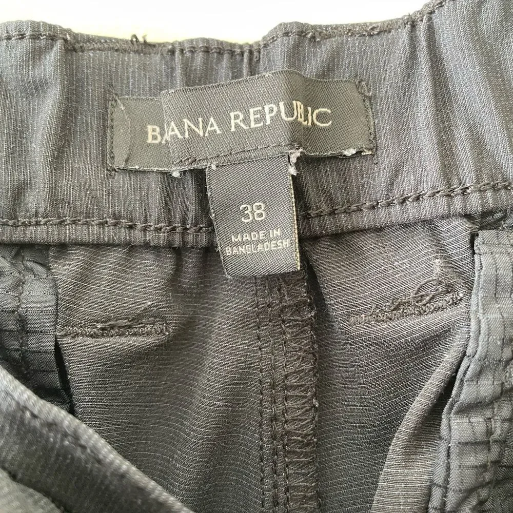 Banana Republic Men's Flat Front Shorts Black Size 38